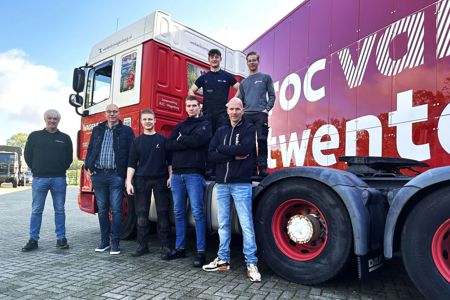 Future truck technicians work with sponsored Wagenborg truck